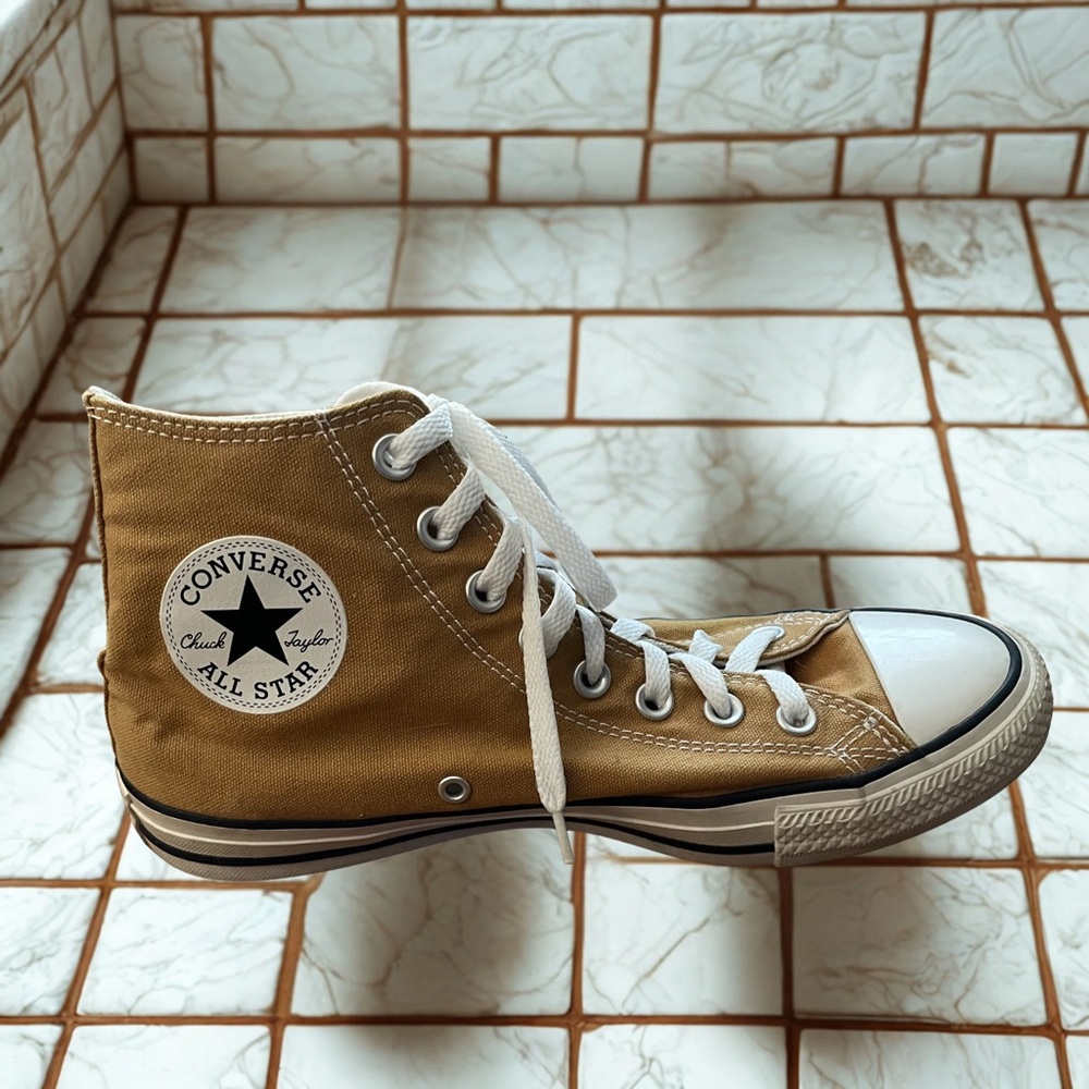 CONVERSE Chuck Taylor All Star Women’s Shoes High Top Mustard Tan Sneakers 9 - Picture 6 of 12